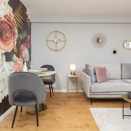 City Center Apartment Near The Vistula By Noclegi Renters Βαρσοβία Εξωτερικό φωτογραφία