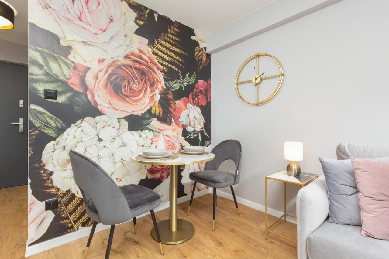 City Center Apartment Near The Vistula By Noclegi Renters Βαρσοβία Εξωτερικό φωτογραφία