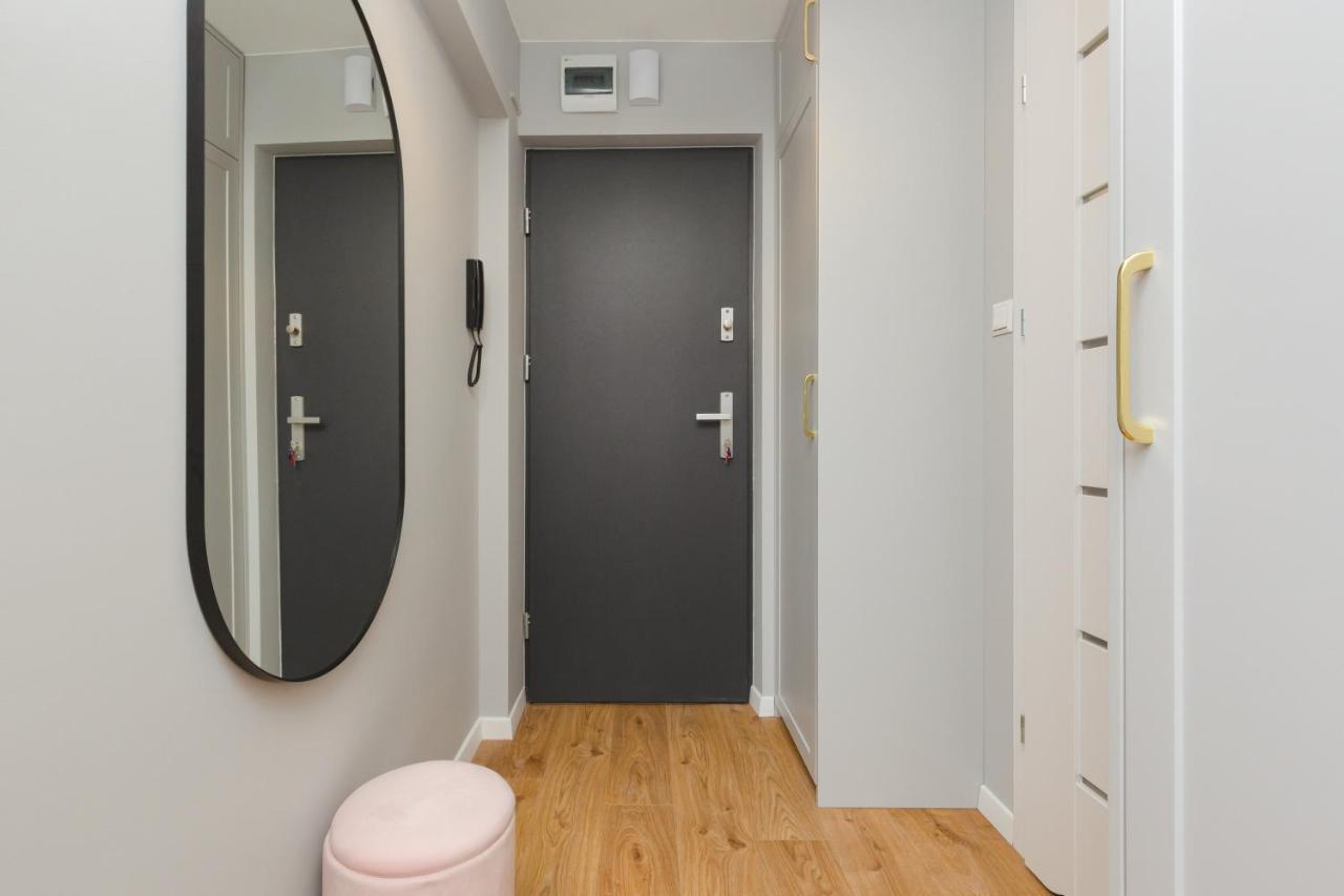 City Center Apartment Near The Vistula By Noclegi Renters Βαρσοβία Εξωτερικό φωτογραφία