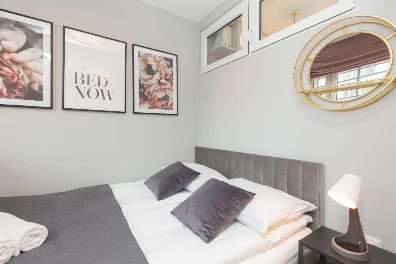 City Center Apartment Near The Vistula By Noclegi Renters Βαρσοβία Εξωτερικό φωτογραφία